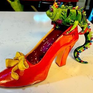 Rare 2002 Diane’s Happy toes tealight holder